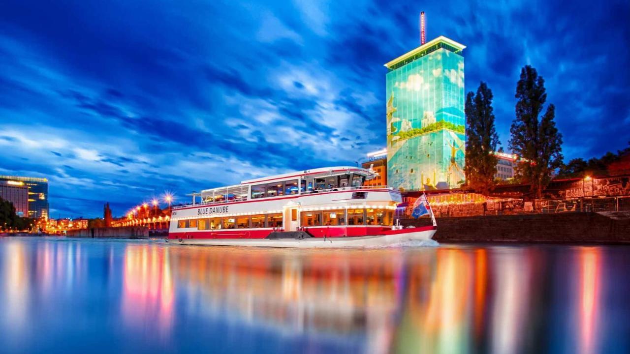 Family Deluxe A Stone Throw From The City Centre And Danube Wien Ngoại thất bức ảnh
